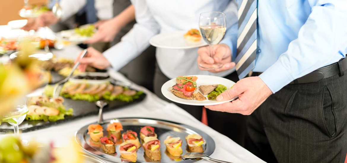 Elaboramos nuestros platos con ingredientes de primera calidad y las mejores recetas. (2)