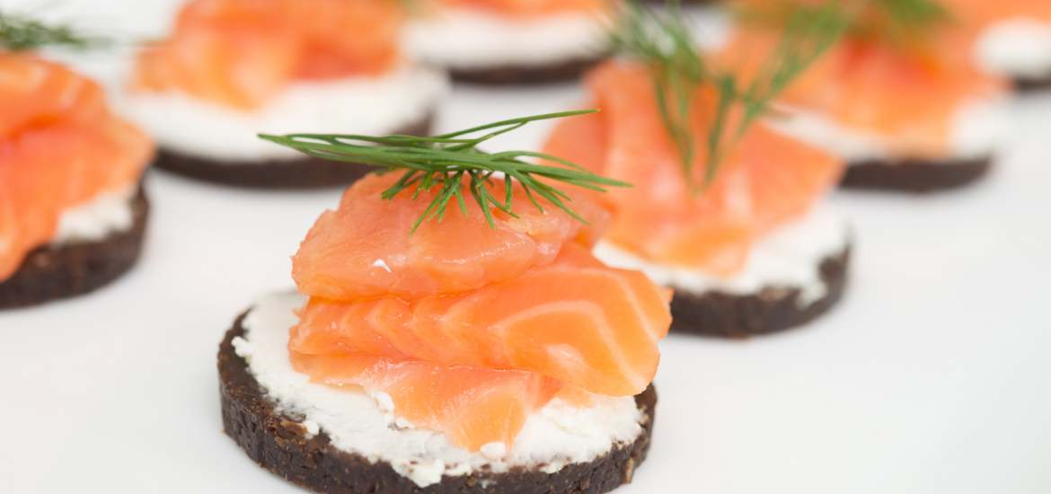 Elaboramos nuestros platos con ingredientes de primera calidad y las mejores recetas.